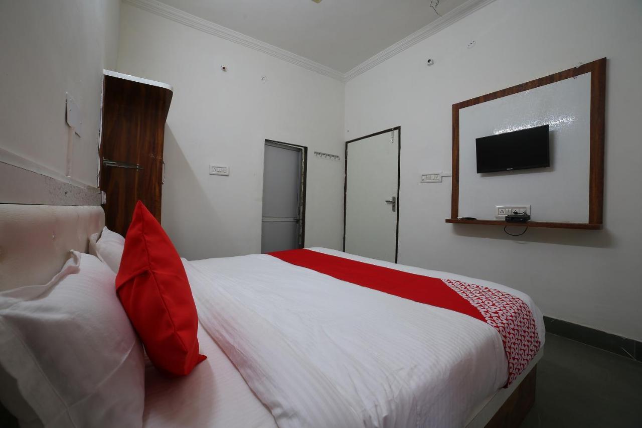 Oyo 37077 Hotel Rawat Ajmer Esterno foto