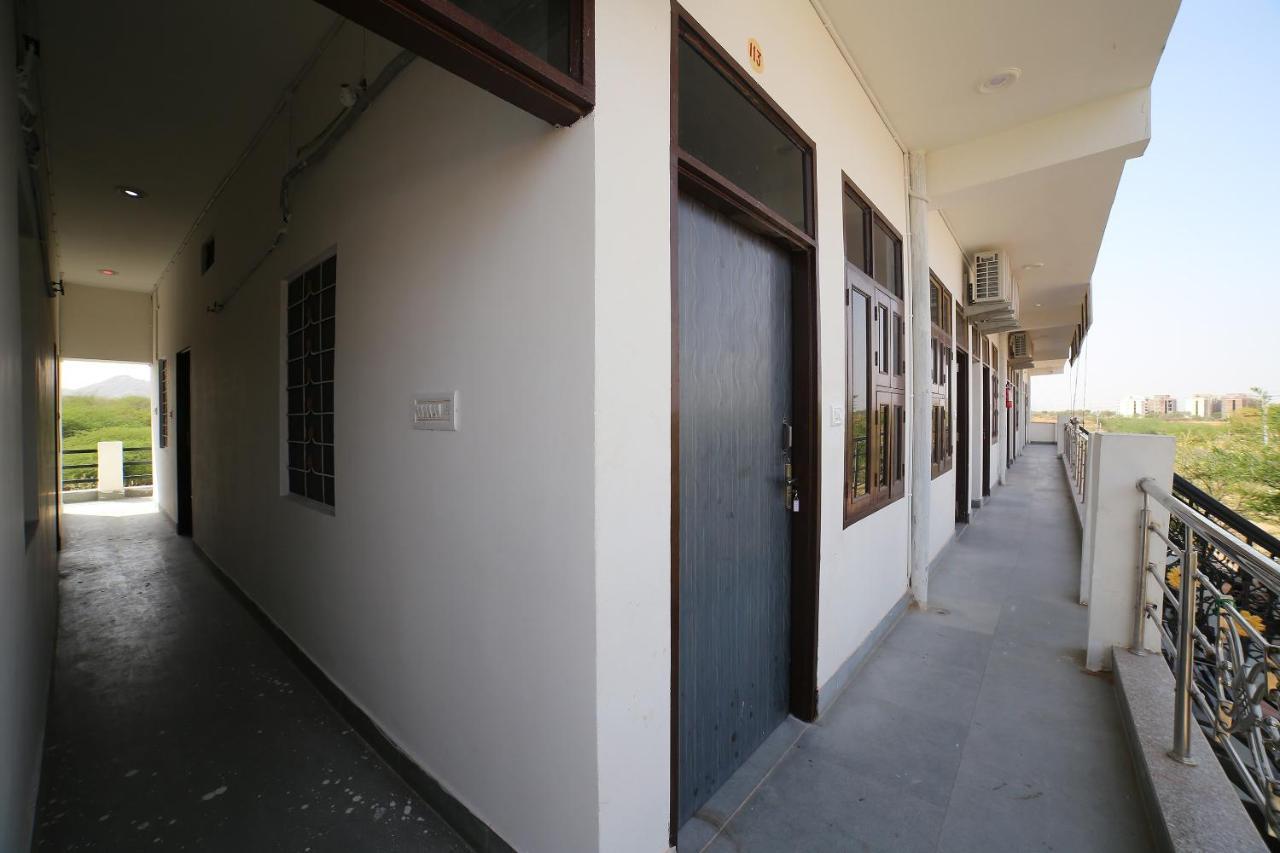 Oyo 37077 Hotel Rawat Ajmer Esterno foto