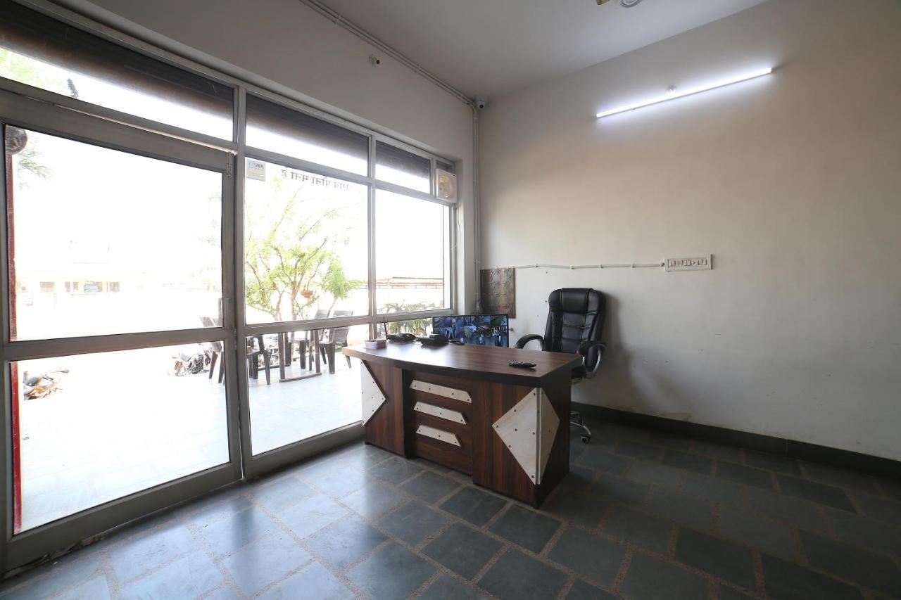 Oyo 37077 Hotel Rawat Ajmer Esterno foto
